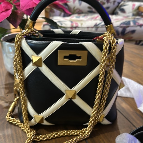 SOLD Valentino Black and White - Picture 4 of 13